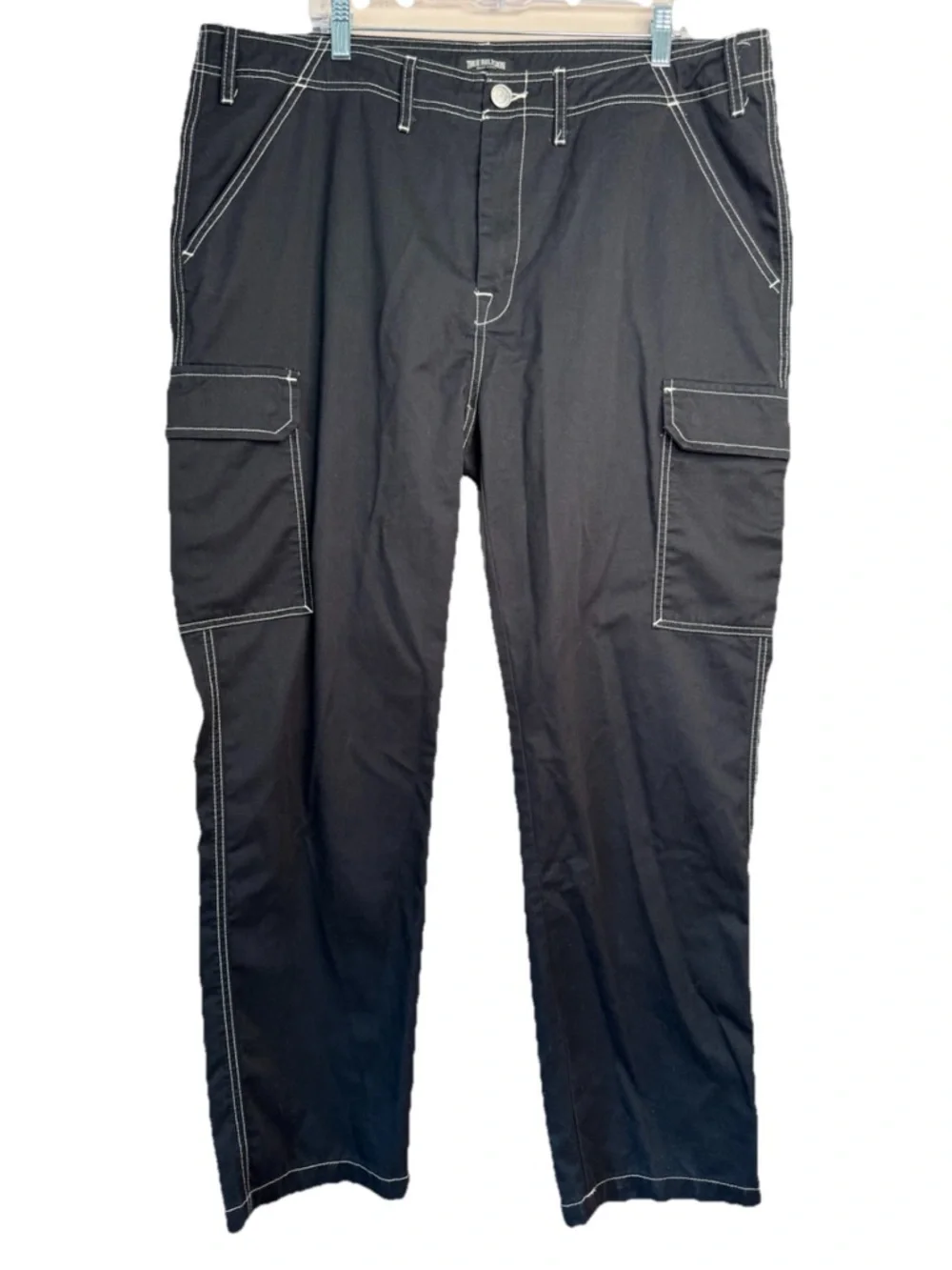 True Religion Jet Black Cargo Pants Men’s Size 38 (White Stitch) $159